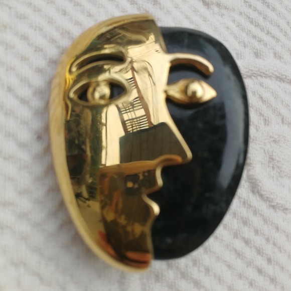 Vintage Earrings Clips Black / Green and Gold Face - Picture 3 of 6